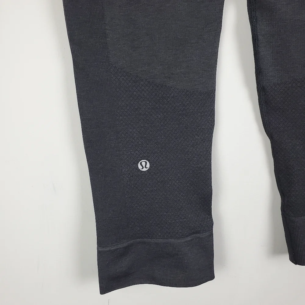 Lululemon Gray Crop 6